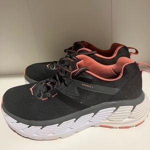 Hoka Gaviota 2